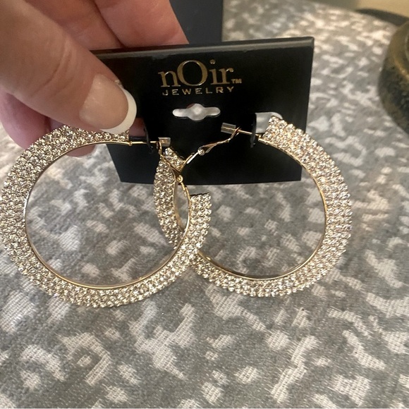 Noir rhinestone circle earrings - NEW! - Picture 3 of 4